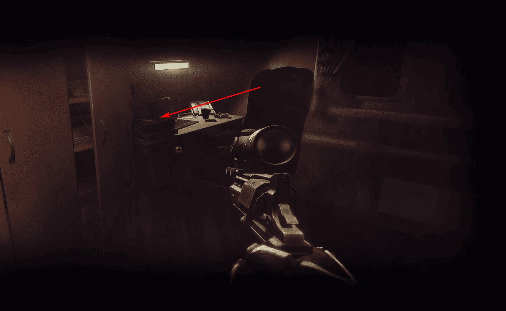 Документы матроса на столе внутри 4 яруса